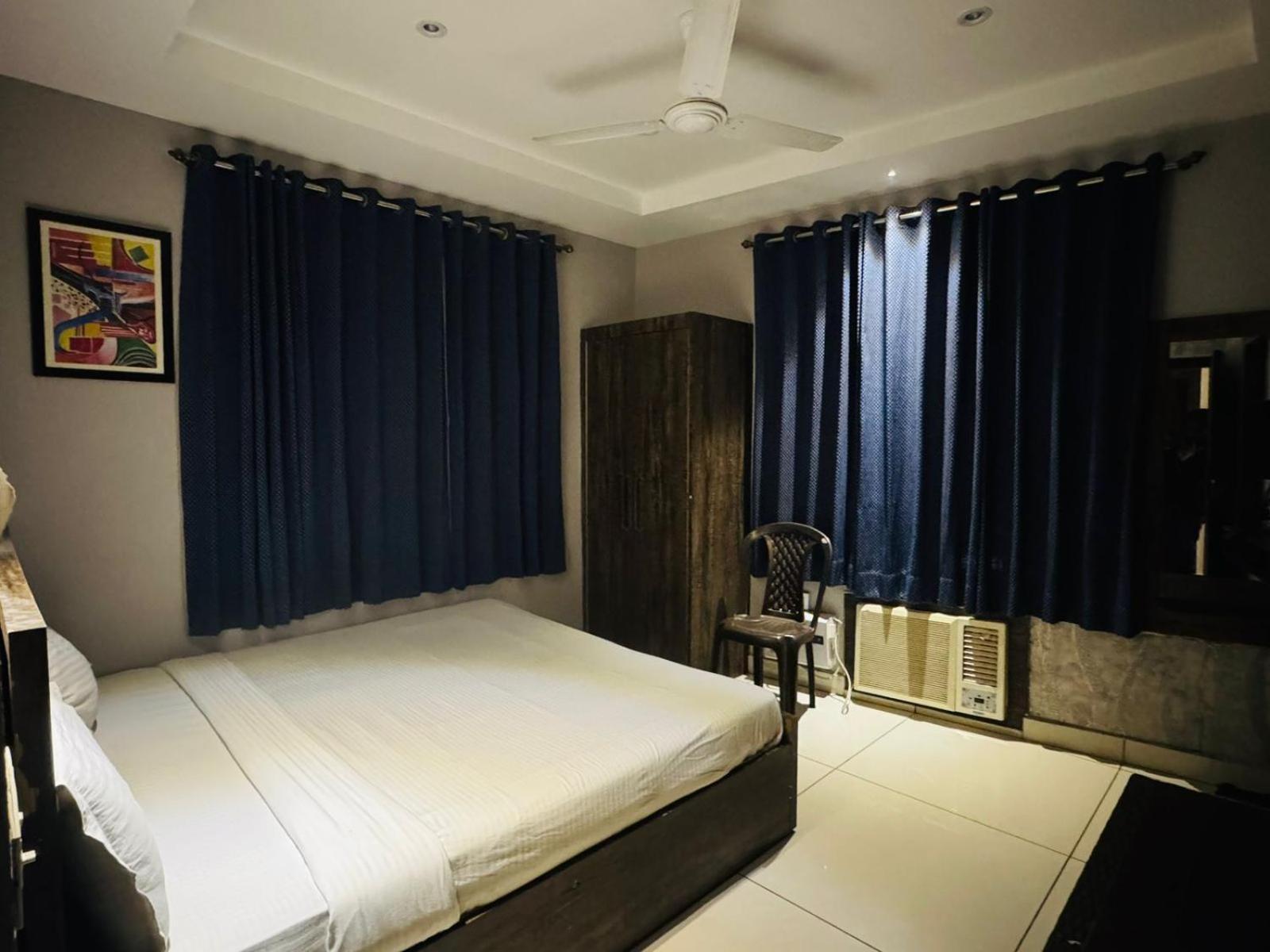 Hotel Pearl Inn Rudrapur Esterno foto